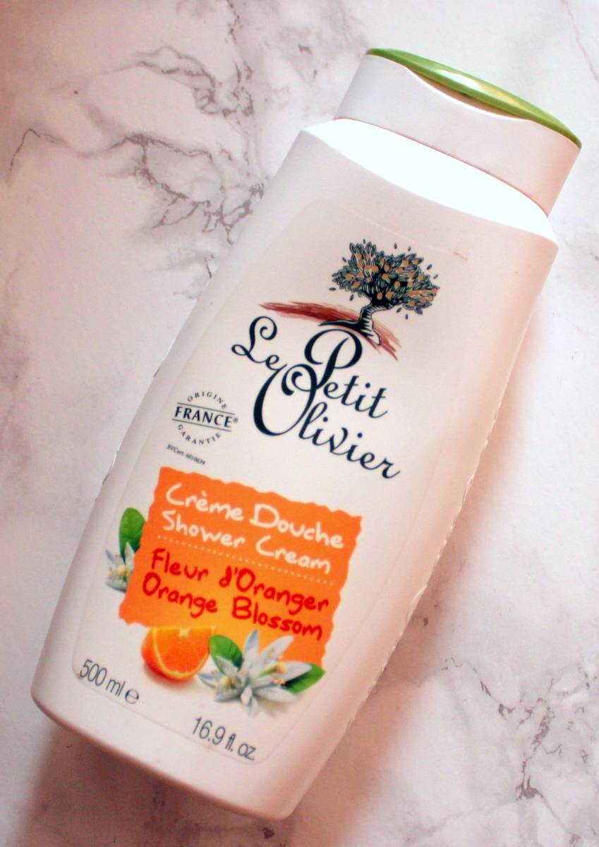 Le Petit Olivier Shower Cream Cotton Milk (Ingredients Explained)