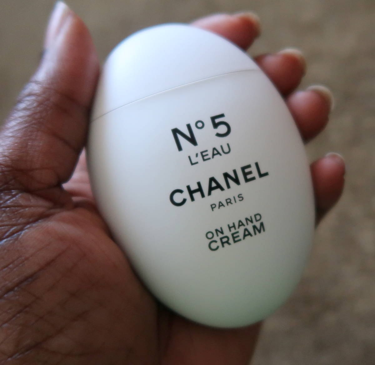 Chanel No 5 L'Eau: On Hand Cream - Patent Purple Beauty Blog
